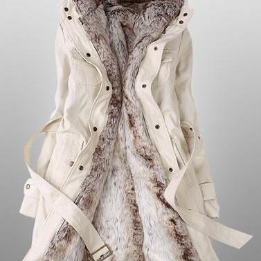 Fashion Beige Parka With Faux Fur Inner Coat